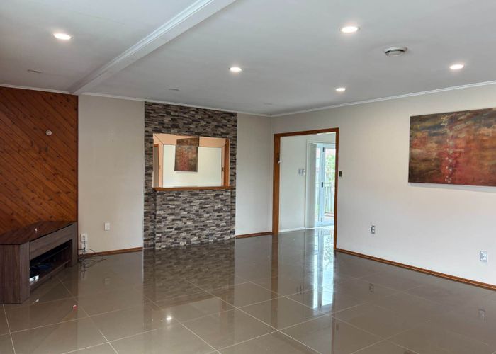  at 64 Edgewater Drive, Pakuranga, Manukau City, Auckland