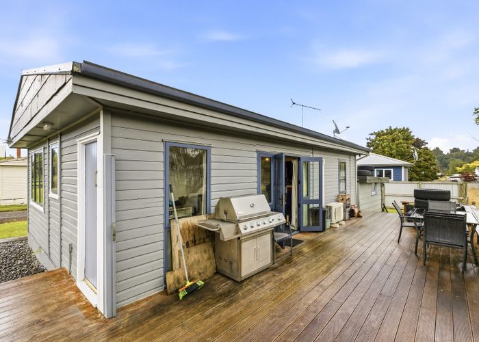  at 19 Mackenzie Street, National Park, Ruapehu, Manawatu / Whanganui