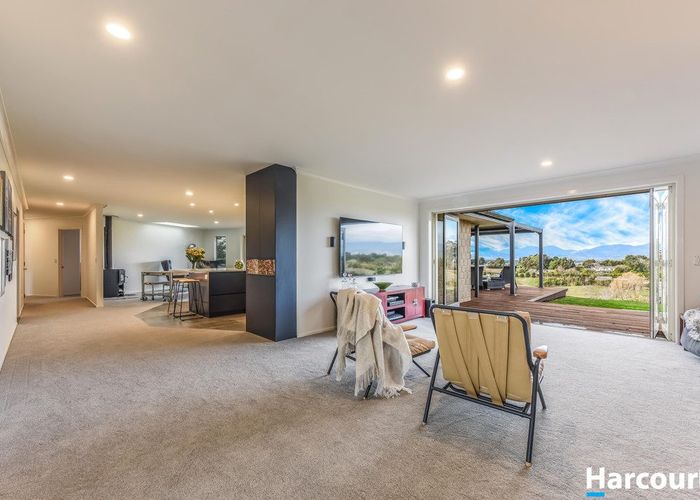  at 19 Westdale Road, Redwood Valley, Richmond