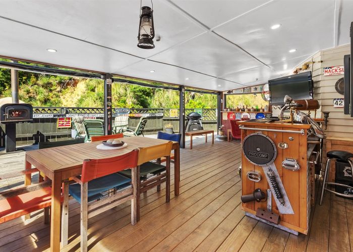  at 1 Oakura Road, Oakura Coast, Whangarei, Northland