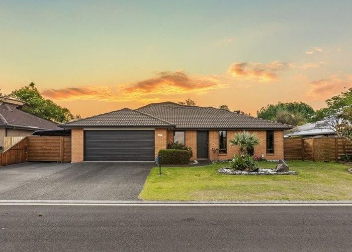  at 5 Oakwood Way, Papamoa Beach, Papamoa