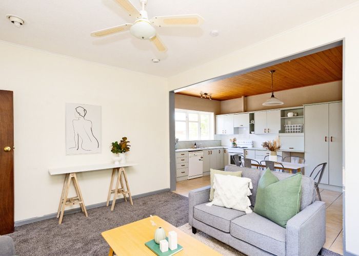  at 27 Bullar Street, Grasmere, Invercargill