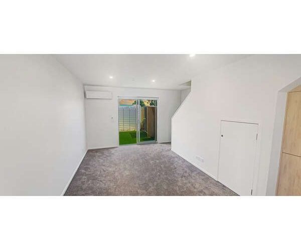  at 8/42 Kaikoura Street, Henderson, Waitakere City, Auckland