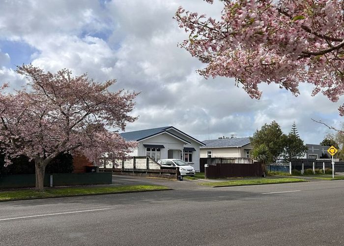  at 27 Chelwood Street, Takaro, Palmerston North