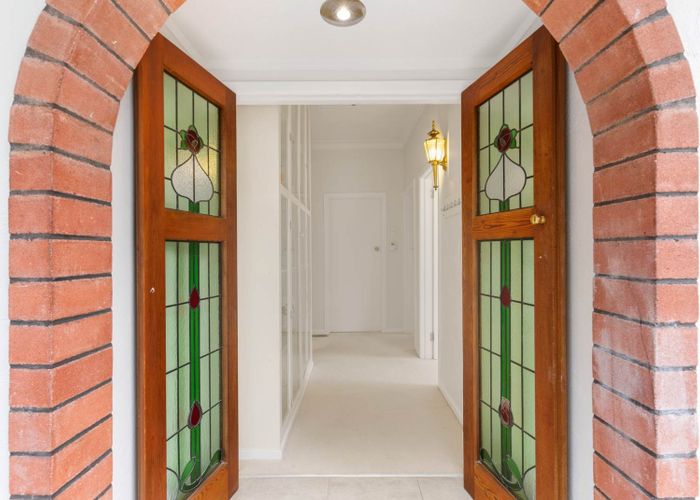  at 9 Atkin Avenue, Mission Bay, Auckland