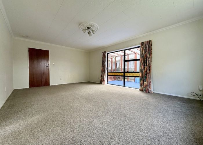  at 122 California Drive, Totara Park, Upper Hutt, Wellington