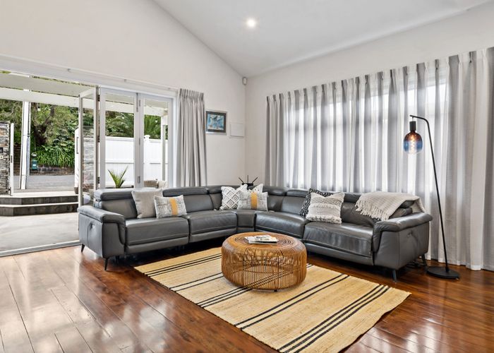  at 7 Leys Crescent, Remuera, Auckland