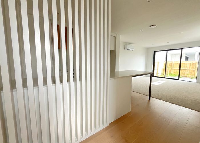  at 17/10 Pascoe Avenue, Paremata, Porirua, Wellington