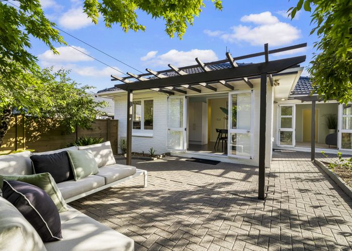  at 30 Saxon Street, Waterview, Auckland