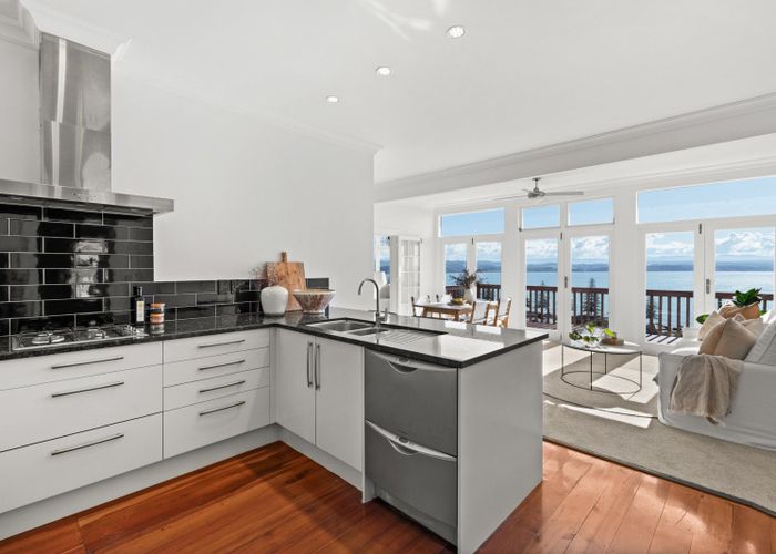  at 14 Bay View Road, Bluff Hill, Napier, Hawke's Bay