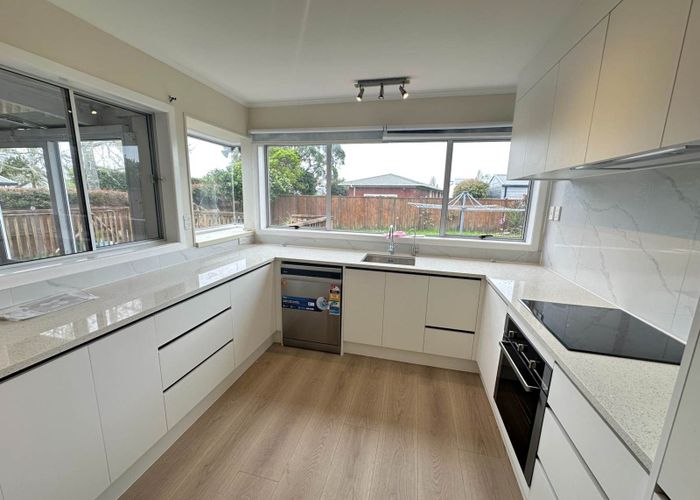  at 70 Andrew Road, Howick, Manukau City, Auckland