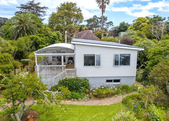  at 6 Kuaka Road, Oneroa, Waiheke Island