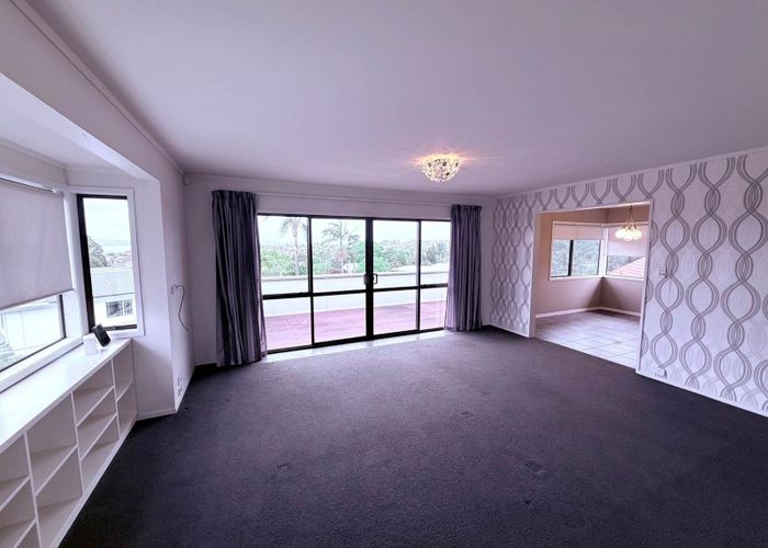  at 10 Westergrove Place, West Harbour, Waitakere City, Auckland