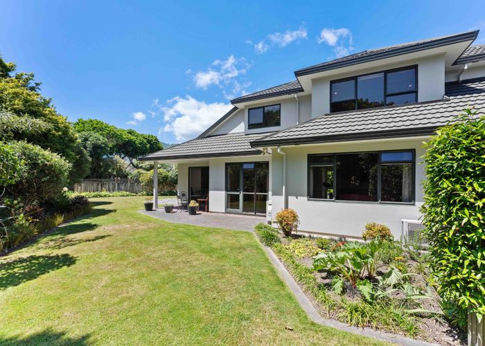  at 30 Awanui Drive, Waikanae, Kapiti Coast, Wellington