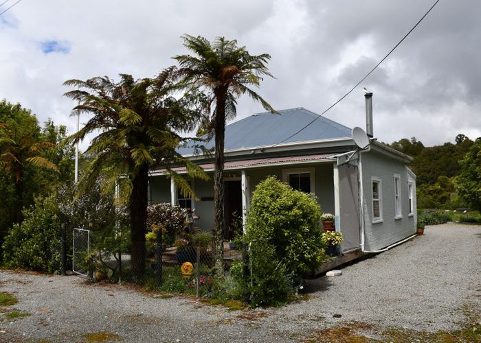  at 8 Gladstone Street, Seddonville, Westport