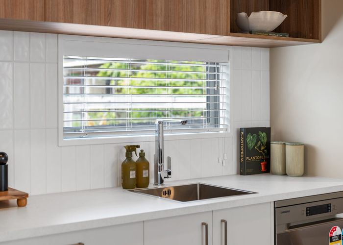  at 2/62 Wyon Street, Linwood, Christchurch City, Canterbury