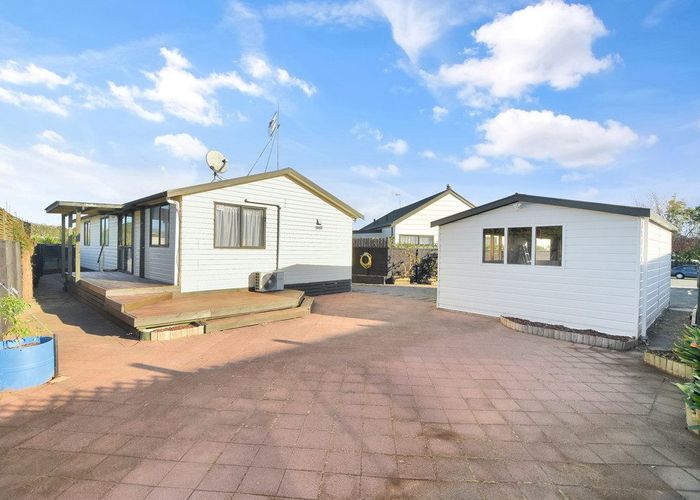  at 111A Windermere Drive, Poike, Tauranga