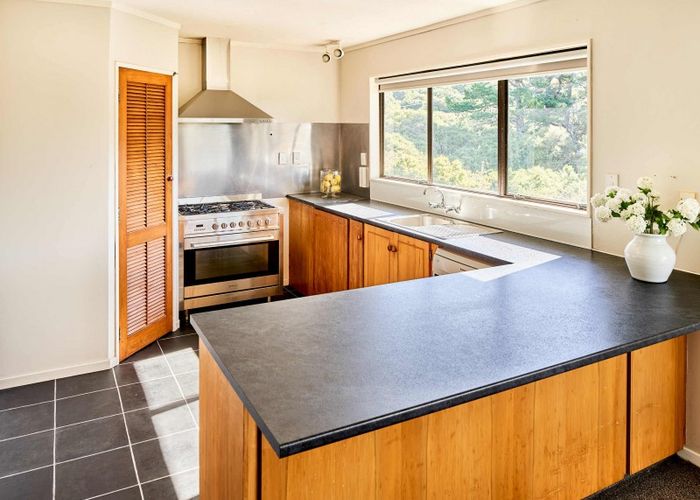  at 38 Exploration Way, Whitby, Porirua