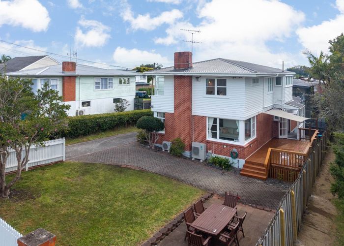  at 16 Belfast Street, Hillsborough, Auckland City, Auckland