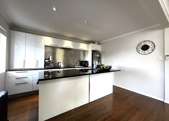  at 1/32a Parkhill Road, Mellons Bay, Manukau City, Auckland