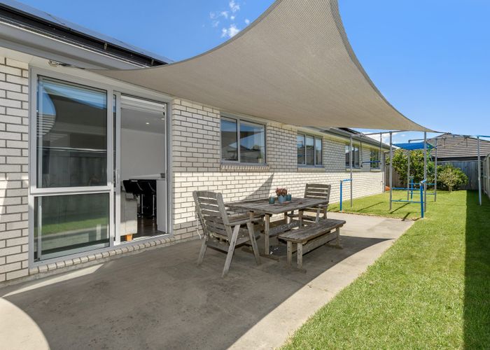  at 21 Tamapahore Boulevard, Papamoa Beach, Papamoa