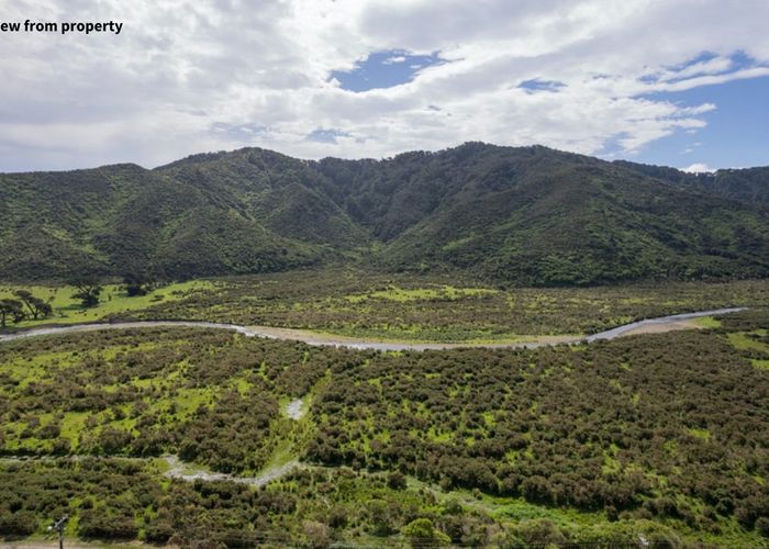  at 495 Coast Road, Wainuiomata