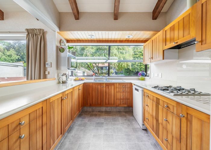  at 31 Amber Grove, Birchville, Upper Hutt, Wellington