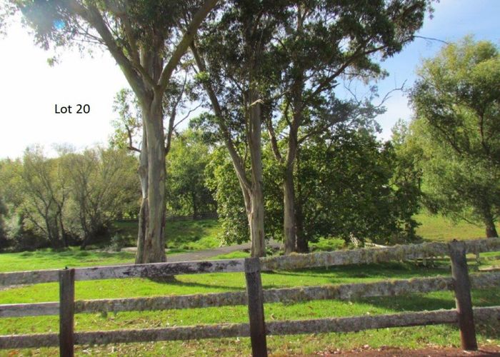  at 22 Plane Tree Lane Lane, RUATANGATA WEST