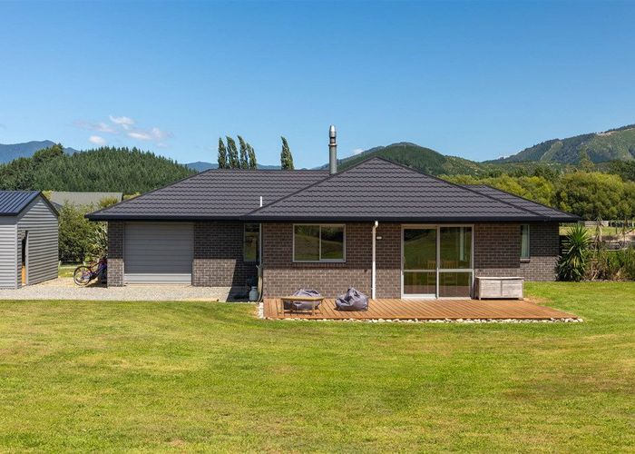  at 18 Robertson Mill Place, Rai Valley