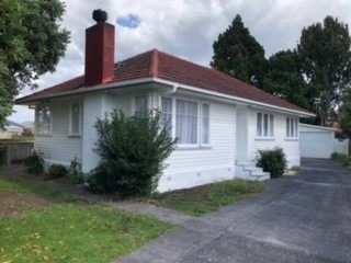  at 51 Beach Road, Te Atatu Peninsula, Waitakere City, Auckland