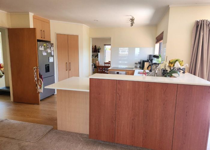  at 27 Britannia Place, Half Moon Bay, Manukau City, Auckland