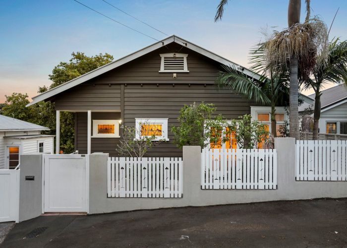  at 4 Wallingford Street, Grey Lynn, Auckland City, Auckland