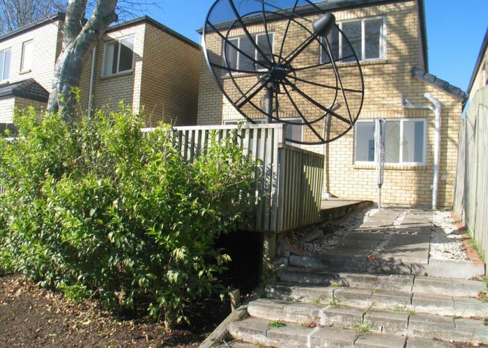  at 31 Masons Road, Oteha, North Shore City, Auckland