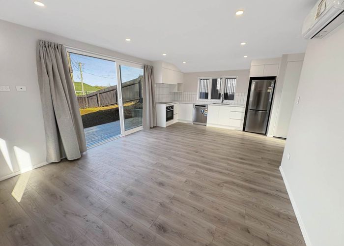 at 2/12 Kealy Road, Mount Wellington, Auckland City, Auckland