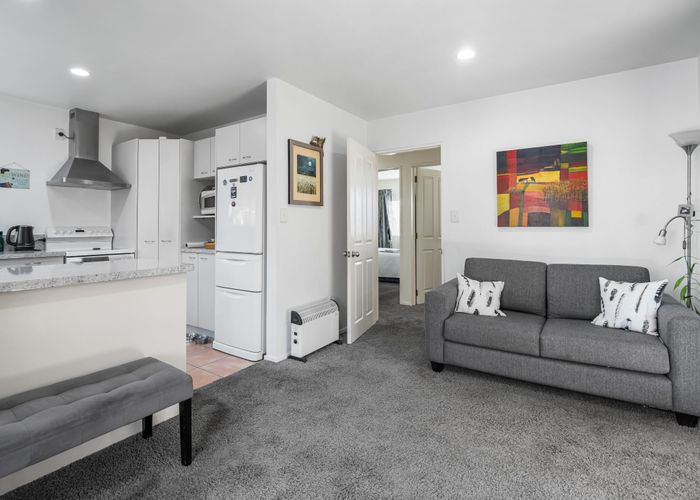  at 1A Neptune Place, Waimairi Beach, Christchurch City, Canterbury