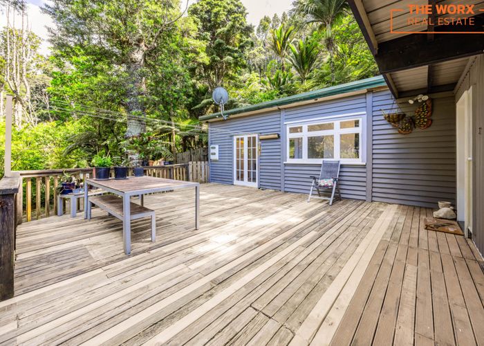  at 103 Laingholm Drive, Laingholm, Waitakere City, Auckland