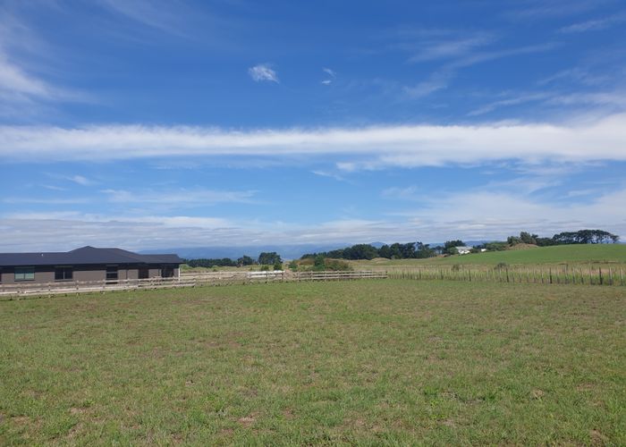  at 2 Roma Way, Waitarere Beach, Levin