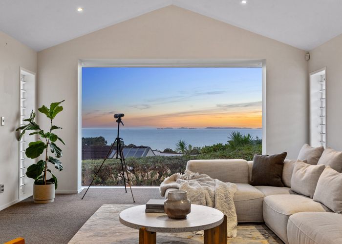  at 88 Churchill Road, Murrays Bay, North Shore City, Auckland