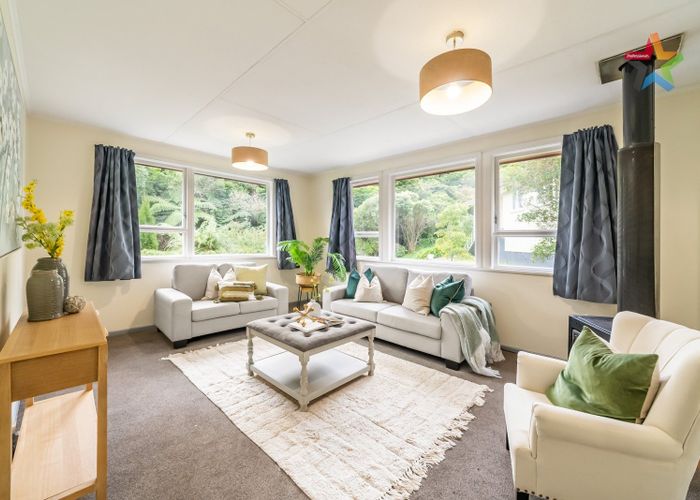 at 6 Tobruk Street, Karori, Wellington, Wellington