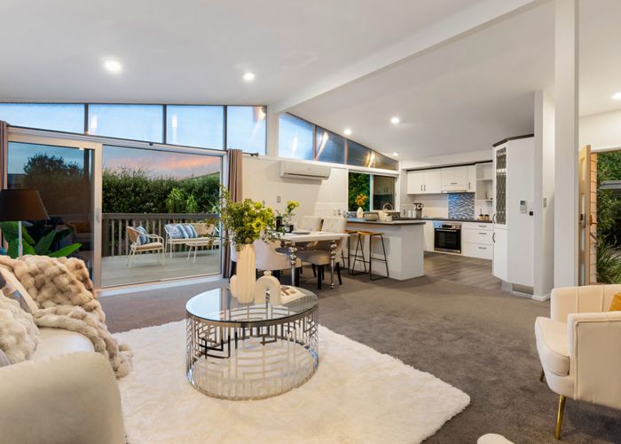  at 6A Addis Place, Shelly Park, Manukau City, Auckland