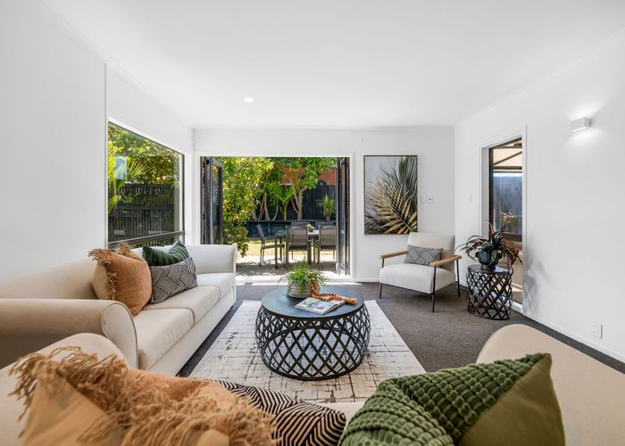  at 12 Quibray Place, Botany Downs, Manukau City, Auckland