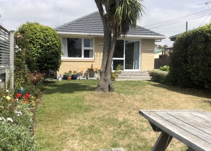  at 1/140 Union Street, New Brighton, Christchurch City, Canterbury