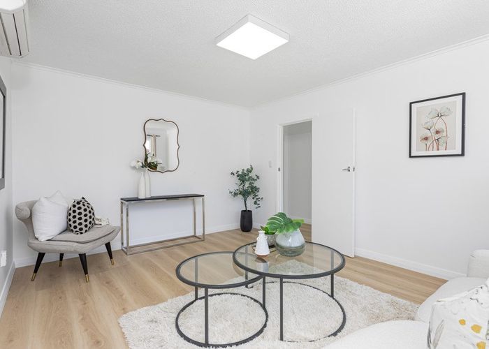  at 1/15 Kia Ora Road, Beach Haven, North Shore City, Auckland