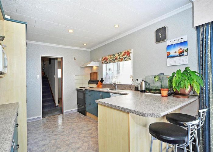  at 15 Colonial Place, Kelvin Grove, Palmerston North, Manawatu / Whanganui