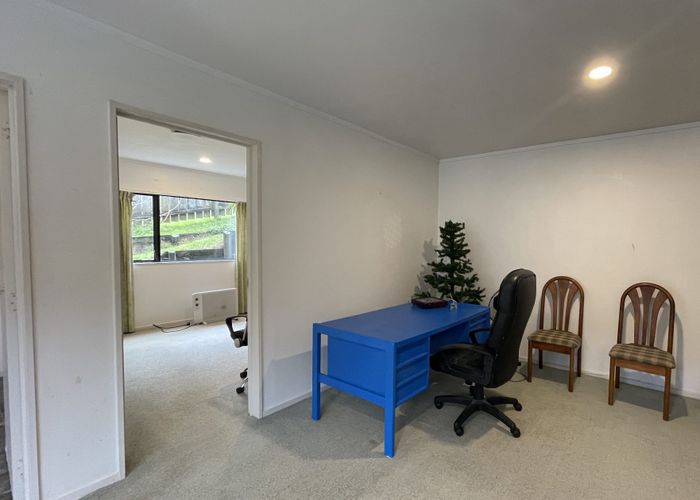  at 4/35 Kiteroa Terrace, Rothesay Bay, North Shore City, Auckland