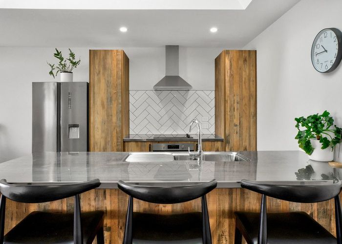  at 1A Mount View Place, Spotswood, New Plymouth