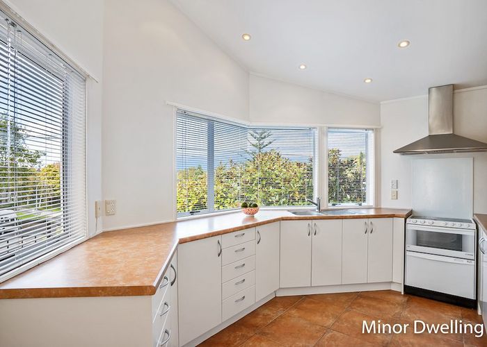  at 42 Glenfern Road, Mellons Bay, Auckland