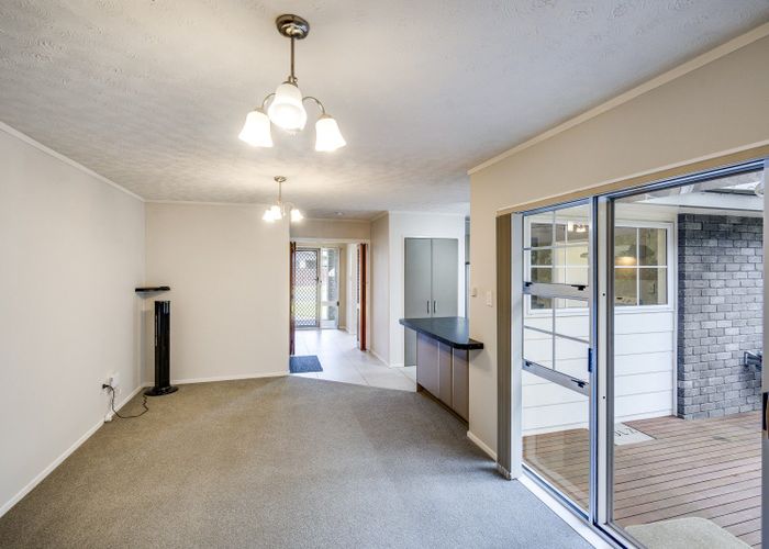  at 4 Alley Place, Taradale, Napier