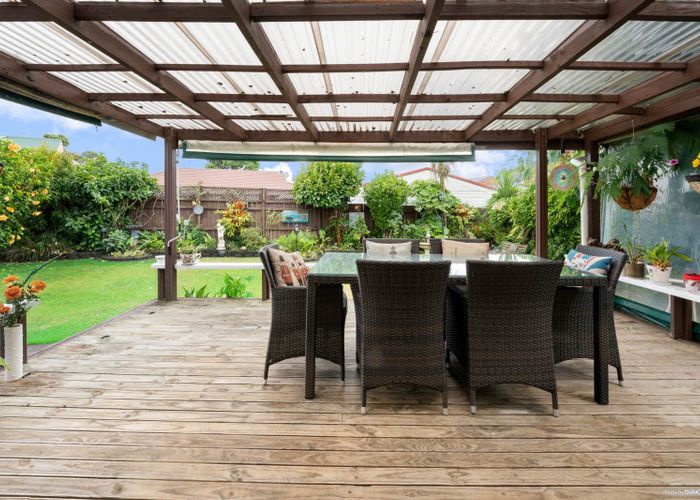  at 11 Sunningdale Street, Wattle Downs, Auckland