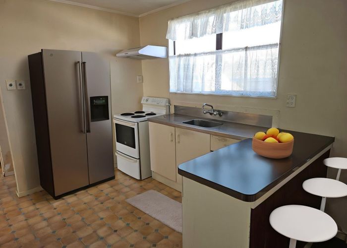 at 6B Solveig Pl, Randwick Park, Manukau City, Auckland
